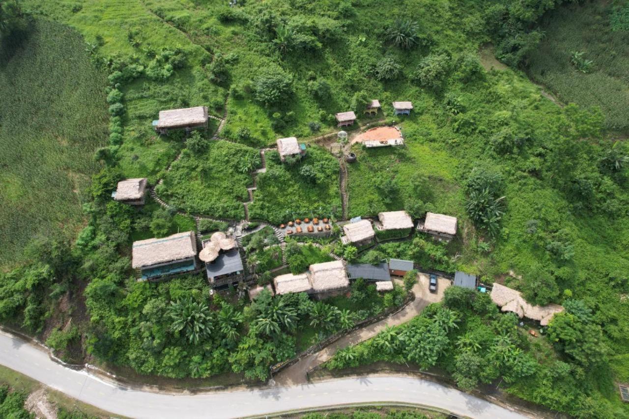 Ecolodge Ke Nenh Dien Bien Ban Him Lom Ngoại thất bức ảnh