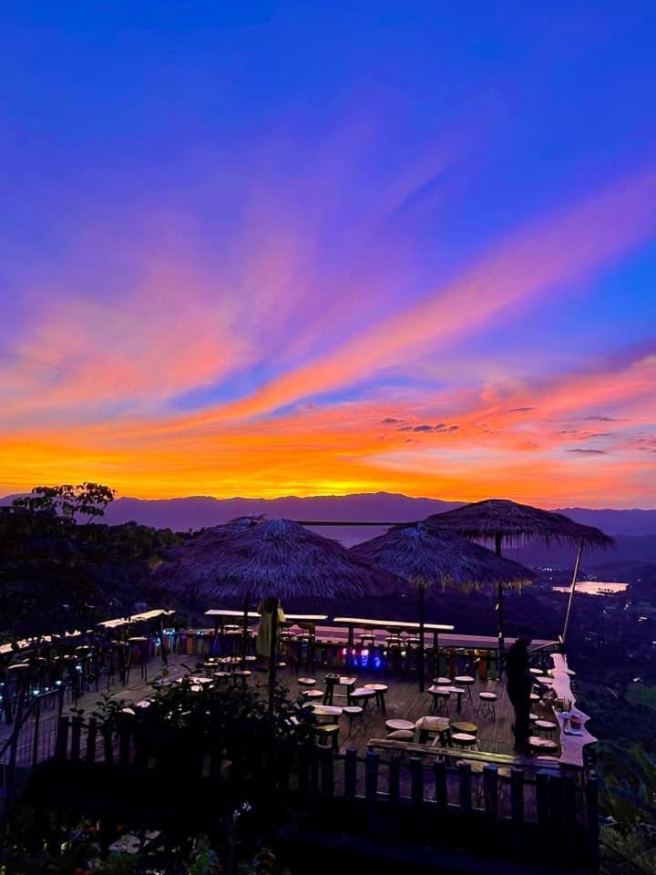 Ecolodge Ke Nenh Dien Bien Ban Him Lom Ngoại thất bức ảnh
